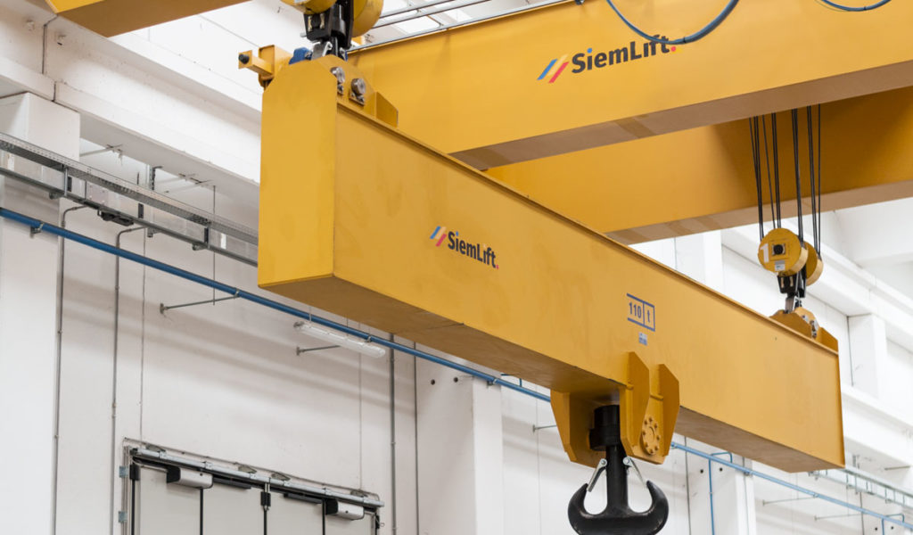Siem Lift azienda per impianti tecnici industriali e soluzioni di sollevamento professionale.