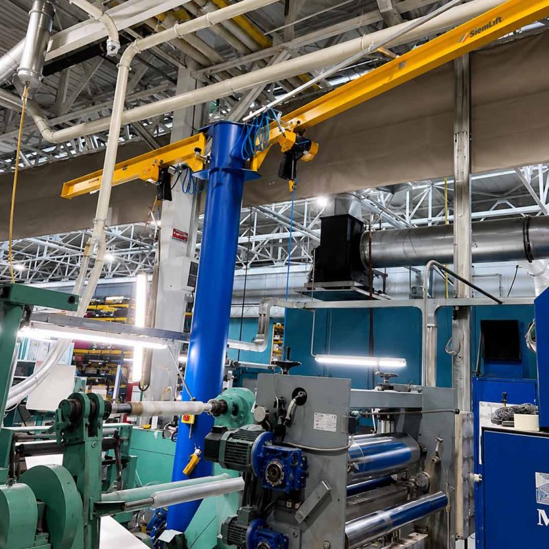 gru-a-bandiera-doppio-braccio-per-reparto-produttivo-siemlift-galbiate-lecco