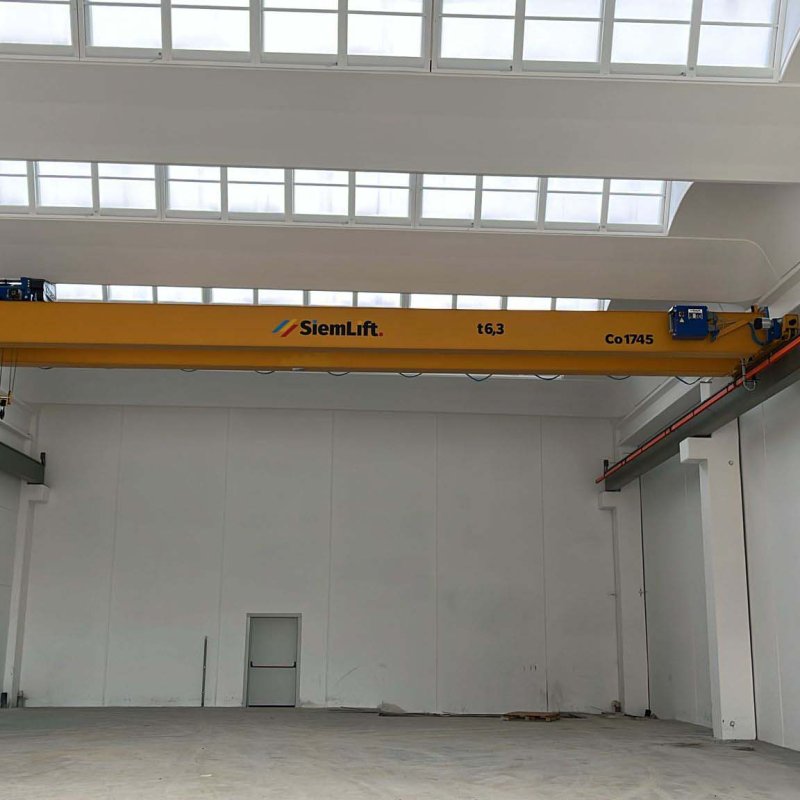 gru-a-ponte-bitrave-per-officina-industriale-siemlift-lecco