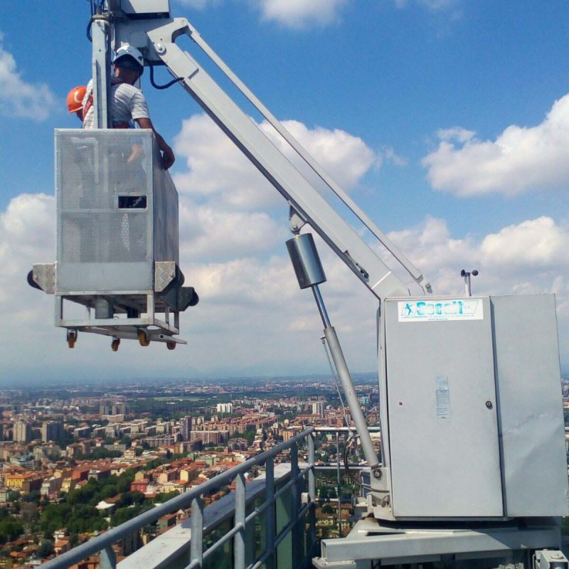 macchine-a-carro-per-manutenzione-facciate-siemlift-lecco-milano-lombardia