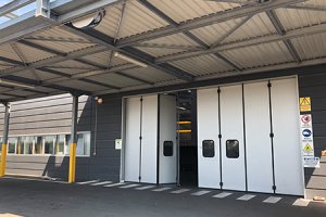 portoni-doppio-impacco-senza-guida-inferiore-siemlift-lecco-milano