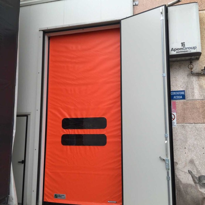 siemlift-porta-rapida-con-porta-a-libro-isolante