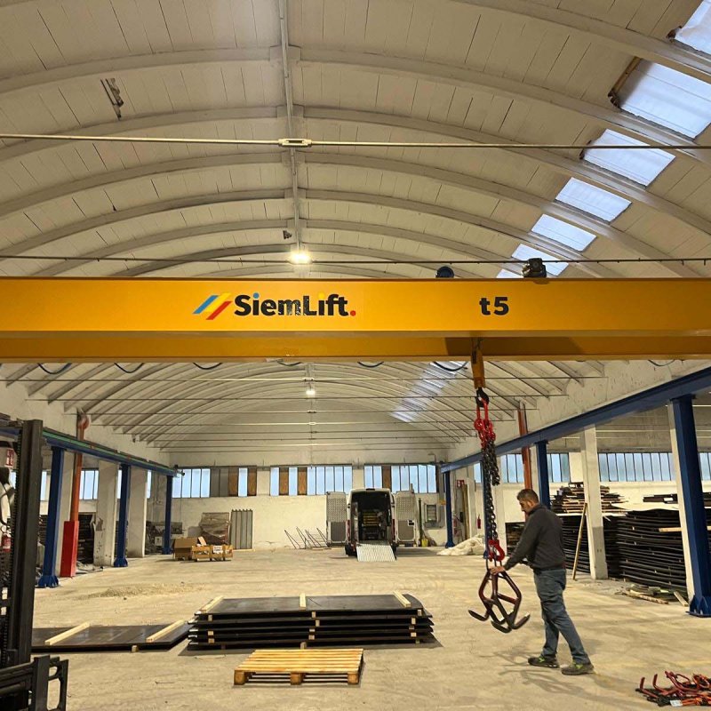soluzioni-sollevamento-industriale-gru-a-ponte-bitrave-siemlift